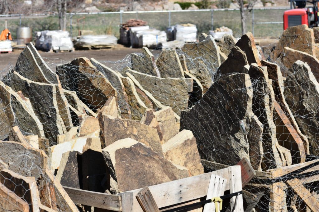 DSC 0236 - Flagstone - Patio - Rock Garden